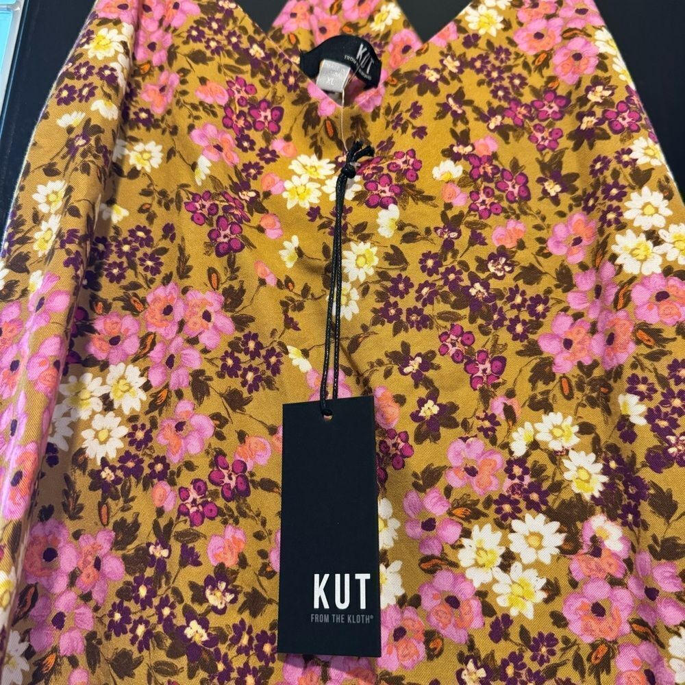 NWT KUT from the Kloth Gianina Camisole Racerback Tank Top Size XL - Picture 3 of 6